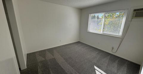 805 Carro Dr, Sacramento, CA 95825 Photo