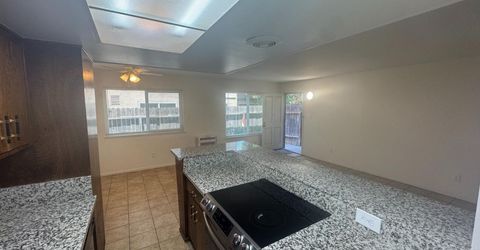 805 Carro Dr, Sacramento, CA 95825 Photo