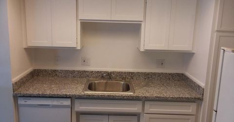 821 Carro Dr, Sacramento, CA 95825 Photo