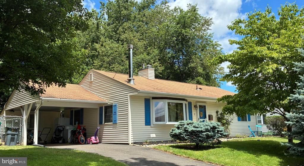 221 DEVON ROAD , FAIRLESS HILLS, PA 19030