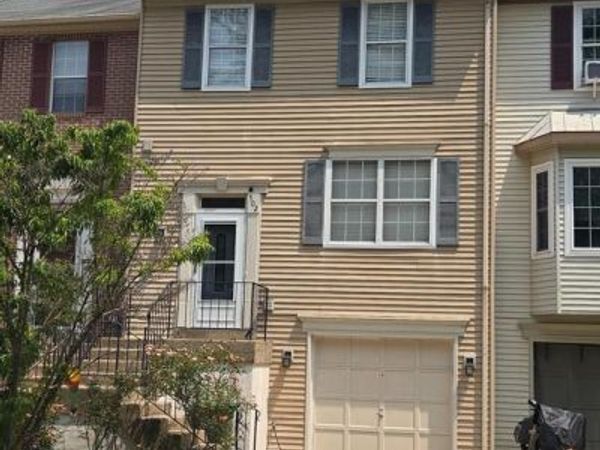 502 CLUB HOUSE ROAD , FREDERICKSBURG, VA 22406