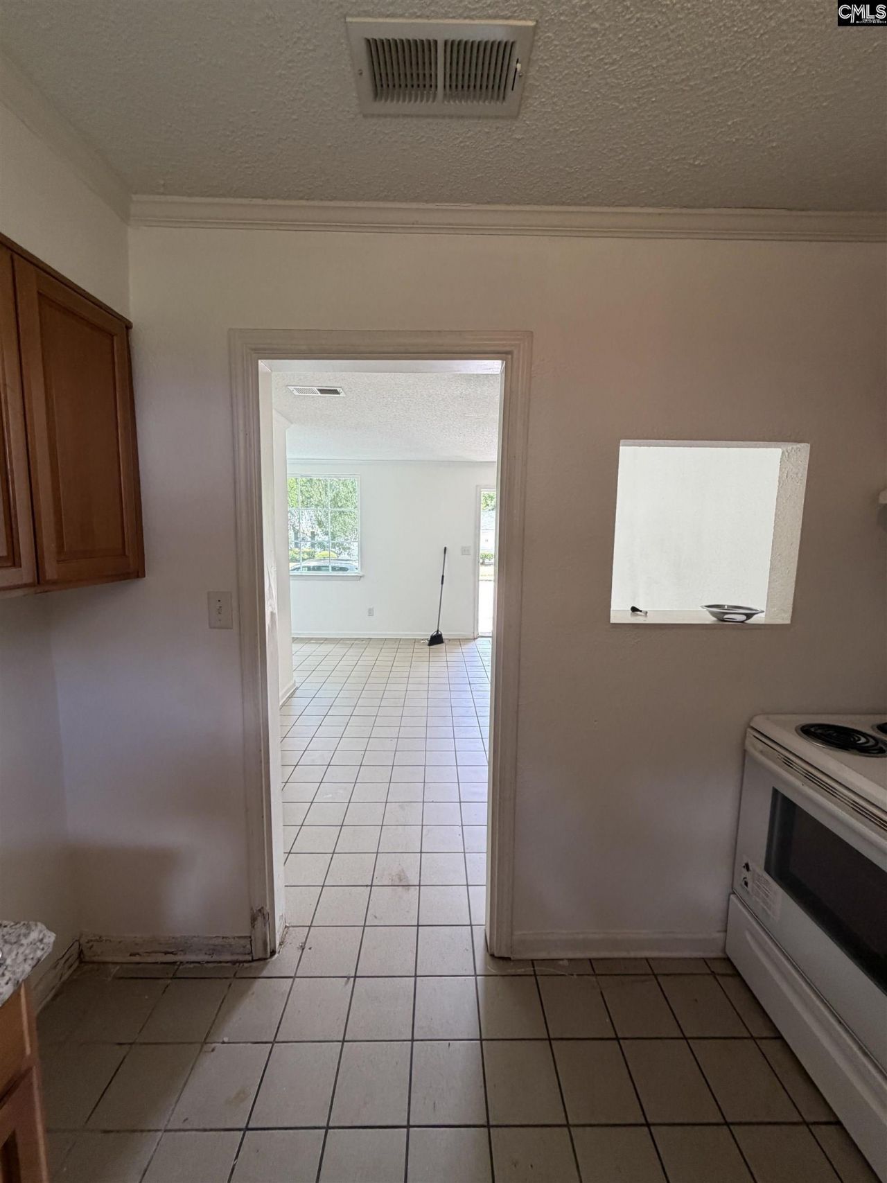 320 S Beltline Boulevard  Photo 11