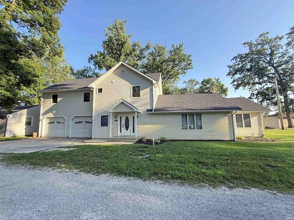 55 Lane 122 Turkey Lake, Lagrange, IN 46761