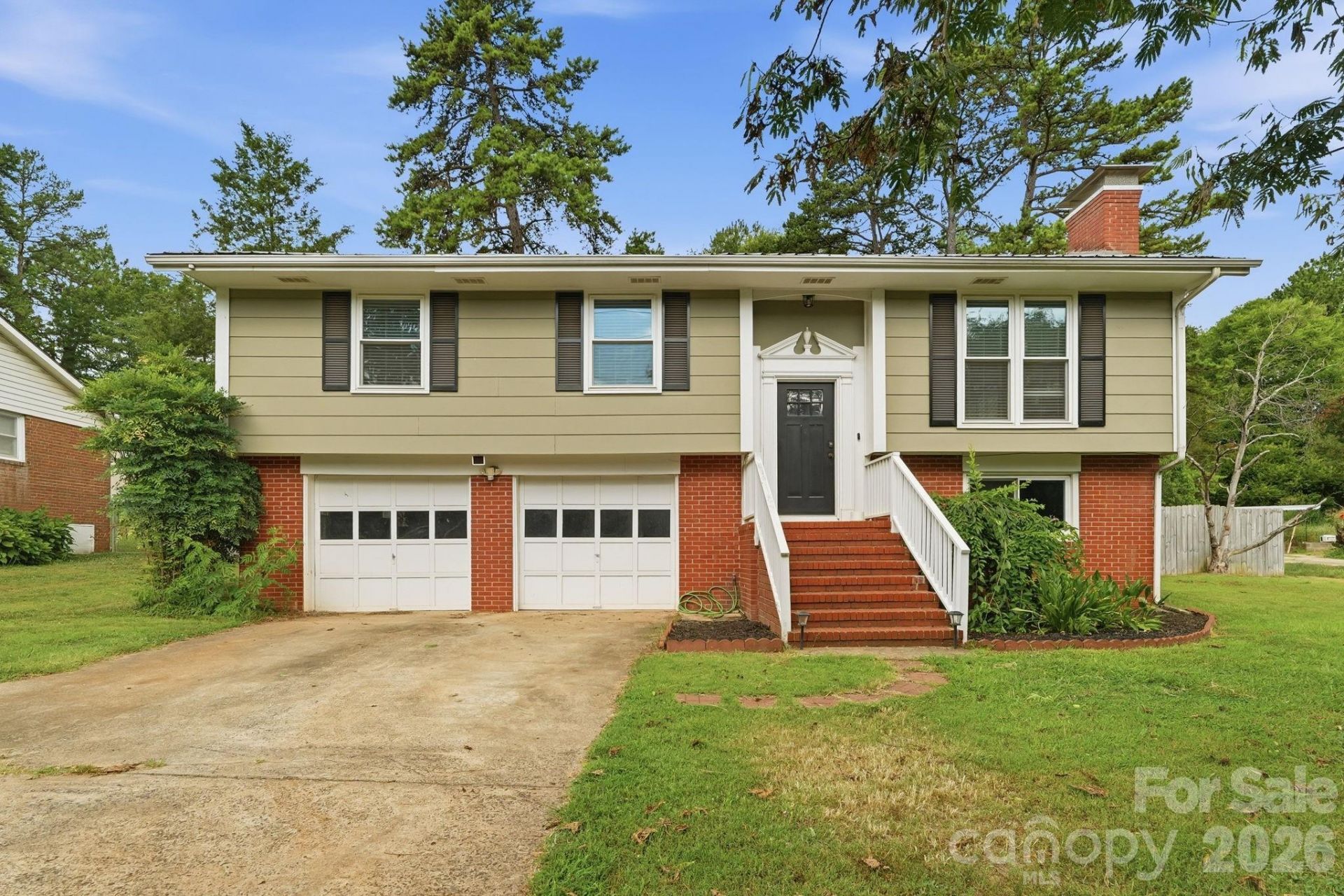 2080 South Point Road , Belmont, NC 28012 Main Photo