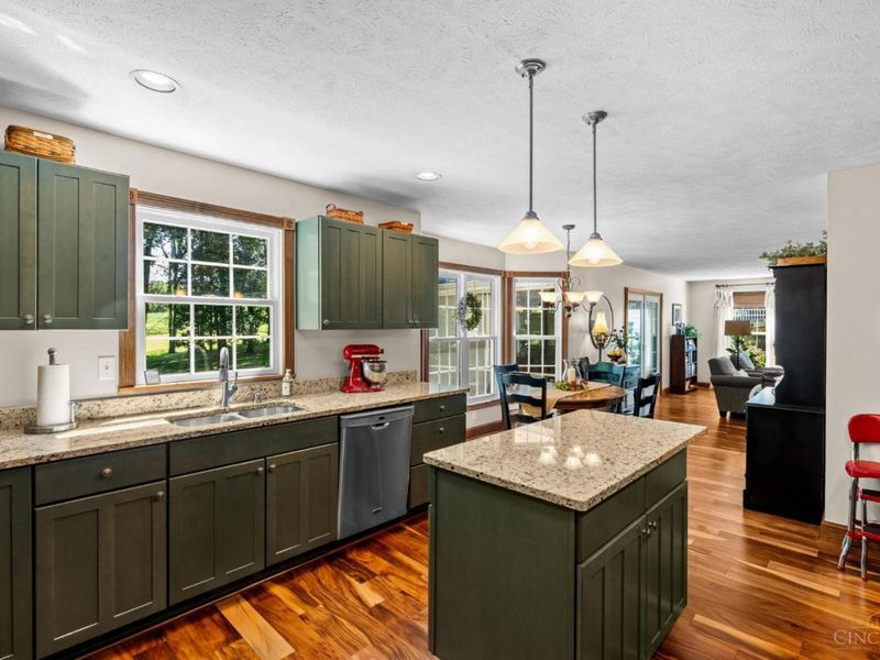 1311 Northwoods Drive, Hillsboro, OH 45133 Photo 13