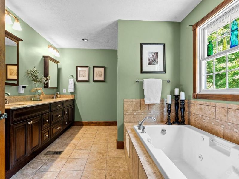 1311 Northwoods Drive, Hillsboro, OH 45133 Photo 41