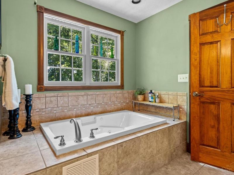 1311 Northwoods Drive, Hillsboro, OH 45133 Photo 43