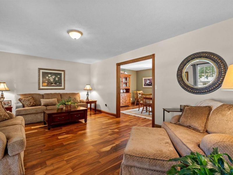 1311 Northwoods Drive, Hillsboro, OH 45133 Photo 7