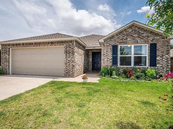 1332 Dustin Drive, Edmond, OK 73003