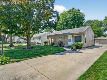 15101 Sunbury Street, Livonia, MI 48154
