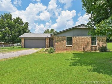 9545 S 257th East Place E, Broken Arrow, OK 74014