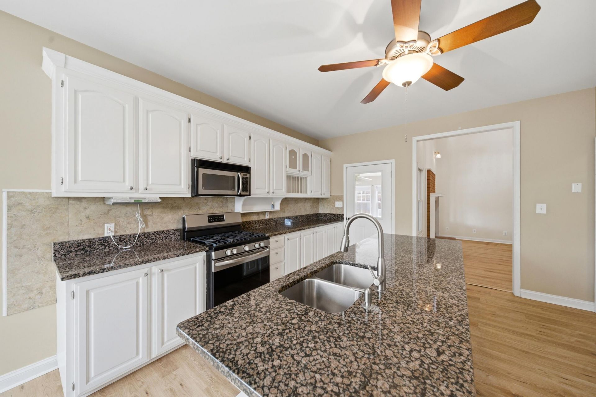 201 Bramblewood Circle Photo 11