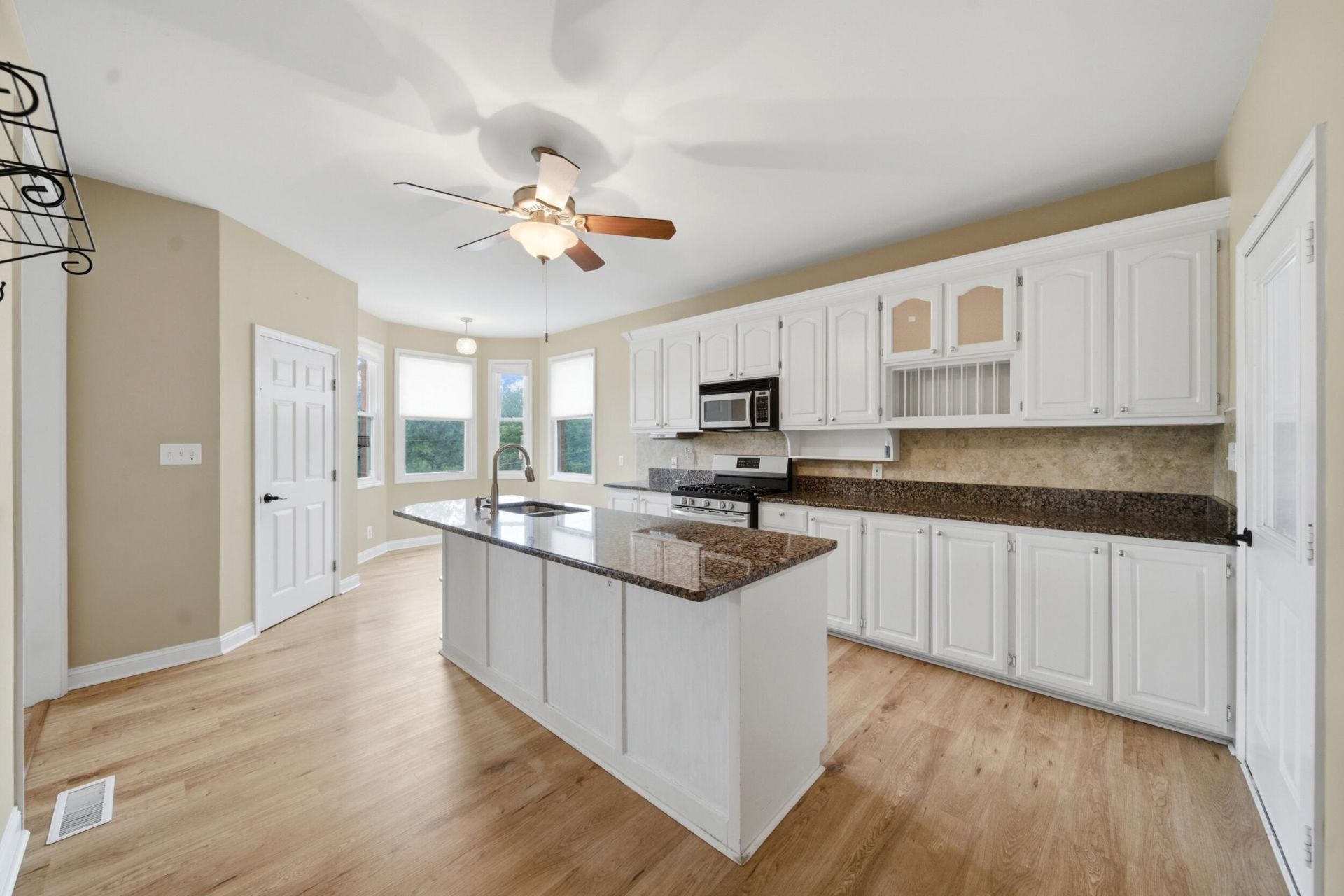 201 Bramblewood Circle Photo 12