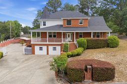 201 Bramblewood Circle photo 4