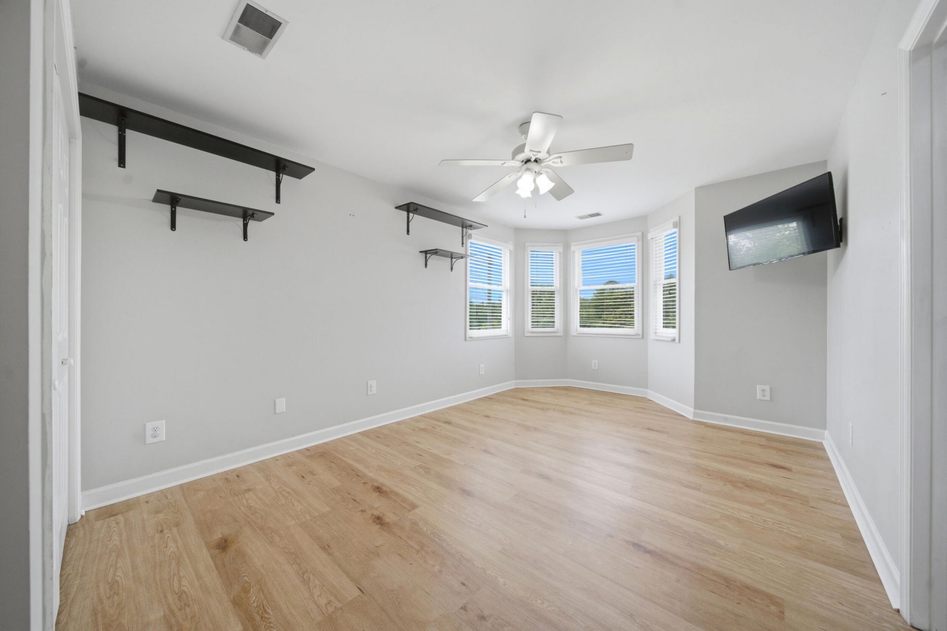 201 Bramblewood Circle Photo 36