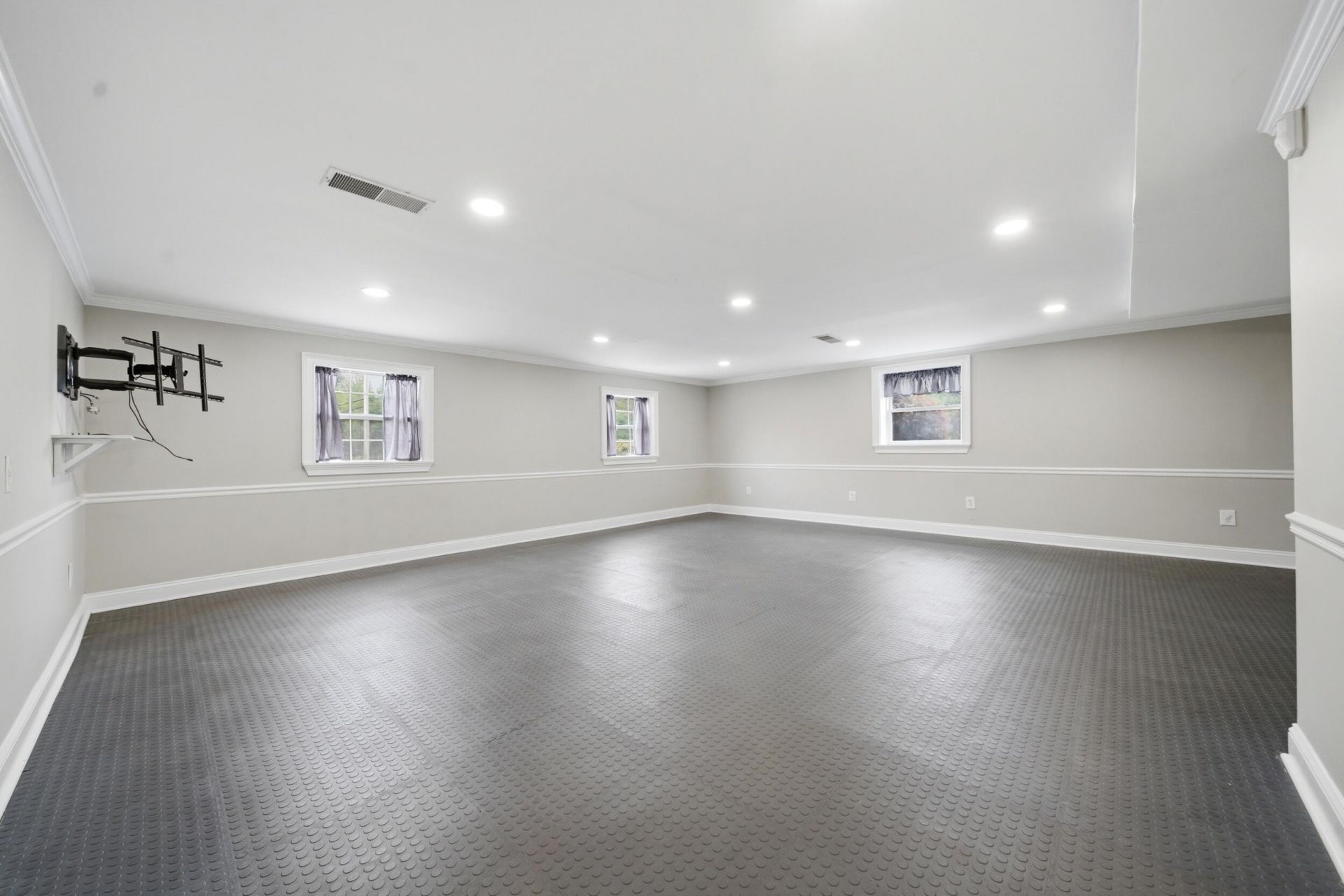 201 Bramblewood Circle Photo 45