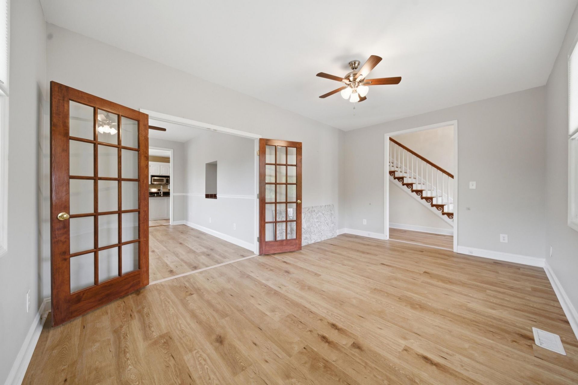 201 Bramblewood Circle Photo 8
