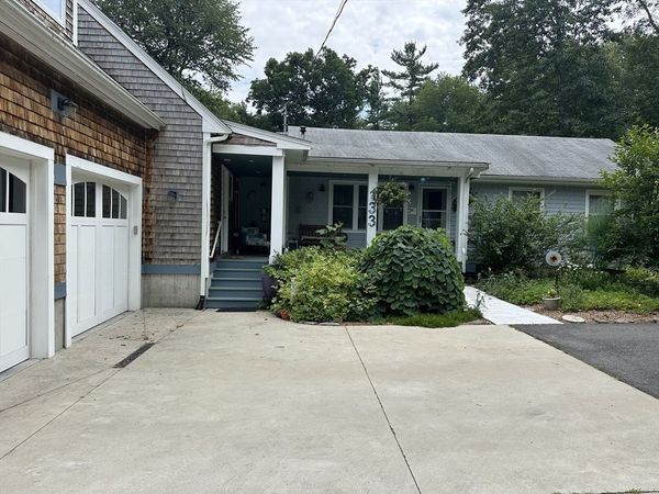 133 S Pickens St, Lakeville, MA 02347