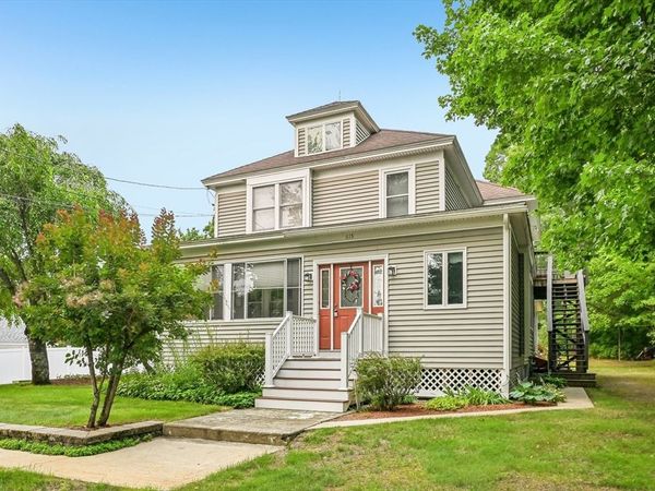 615 Mammoth Rd, Dracut, MA 01826
