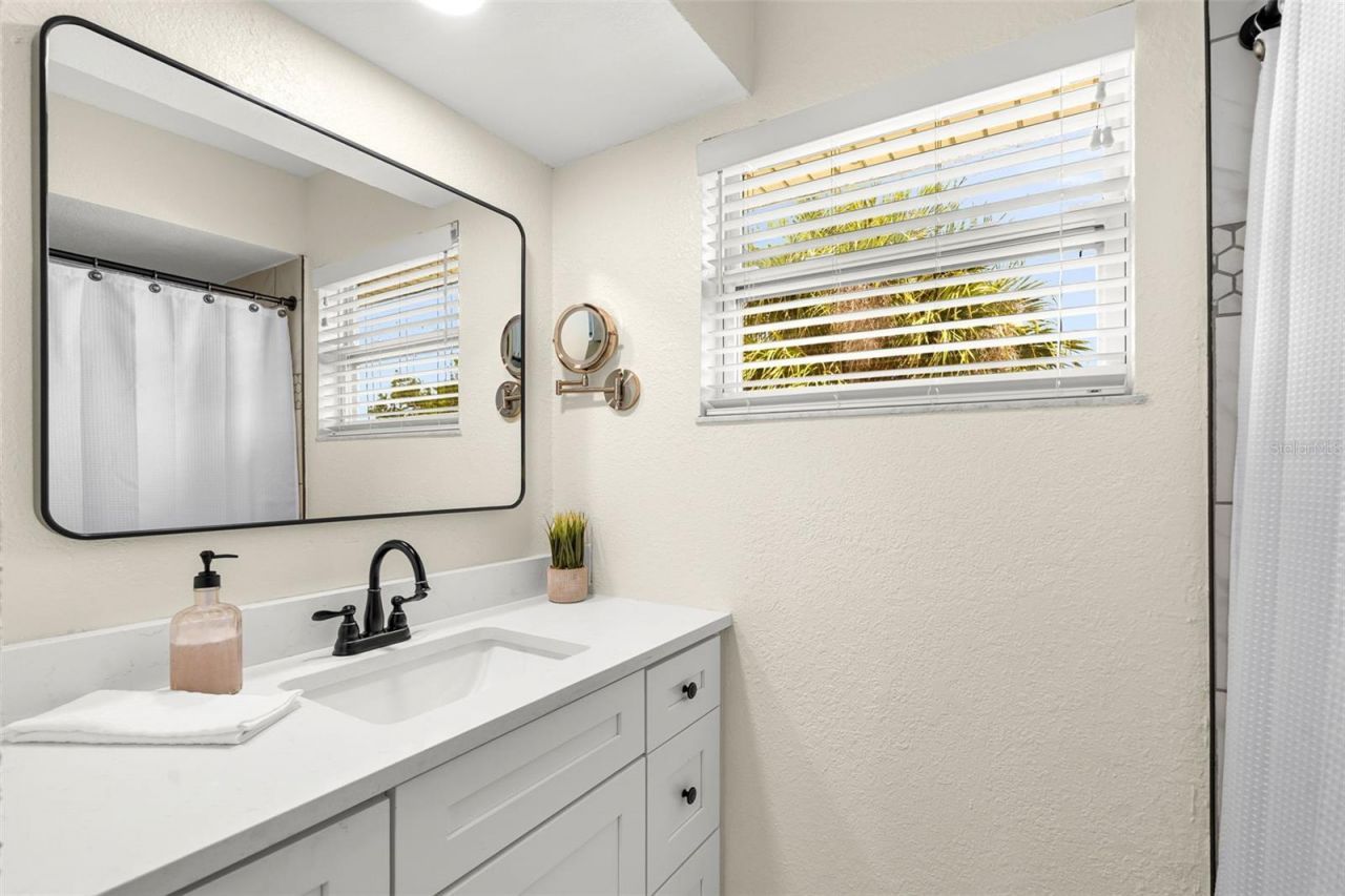 5404 Bay State Road , Palmetto, FL 34221 Photo