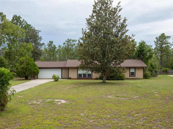 692 SE 41ST STREET , KEYSTONE HEIGHTS, FL 32656
