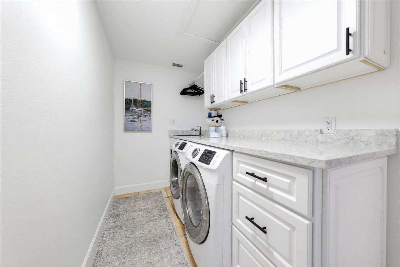 407 Harbor View Lane, Largo, FL 33770 Photo
