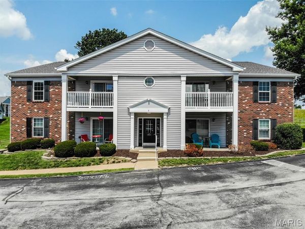 1 Berview Circle , Unit B, Mehlville, MO 63129