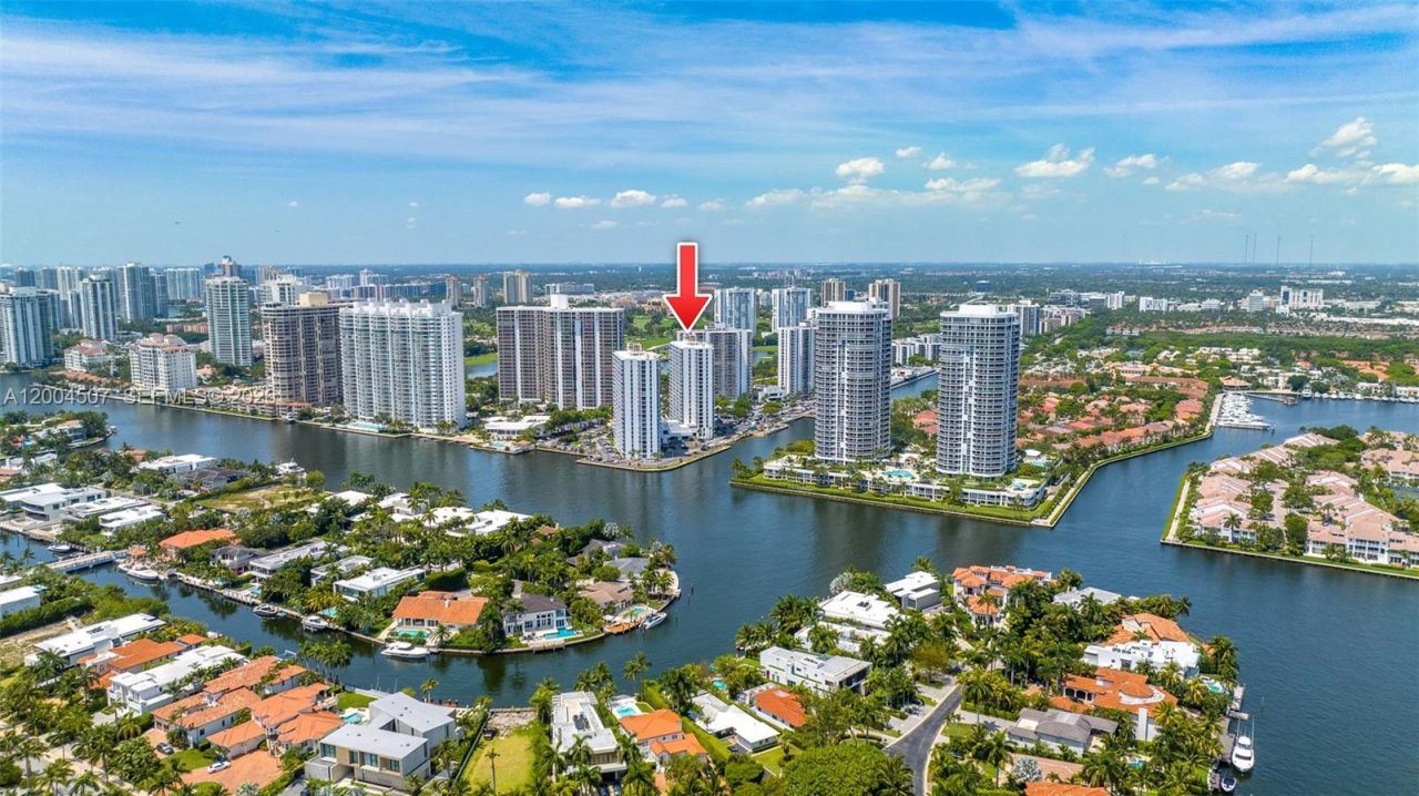 20505 E Country Club Dr , Unit PH-38, Aventura, FL 33180 Photo