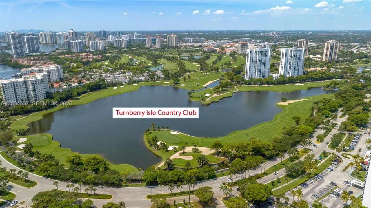 20505 E Country Club Dr , Unit PH-38, Aventura, FL 33180 Photo