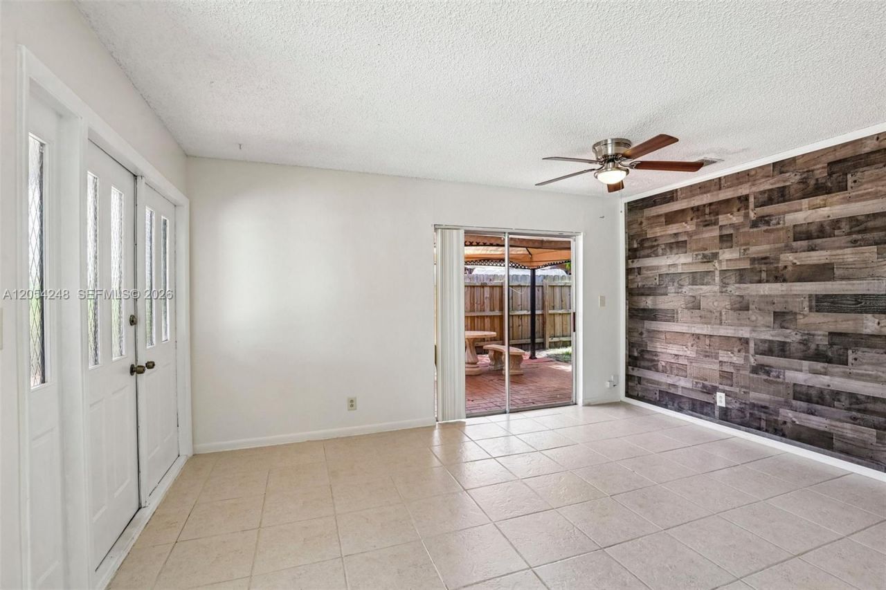 375 SW 61st Ter , Margate, FL 33068 Photo
