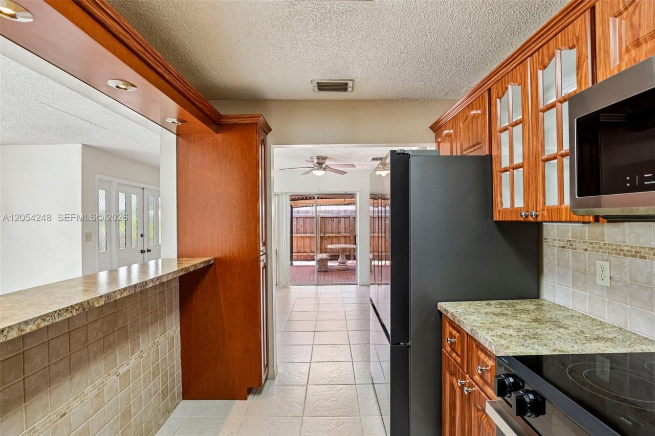375 SW 61st Ter , Margate, FL 33068 Photo
