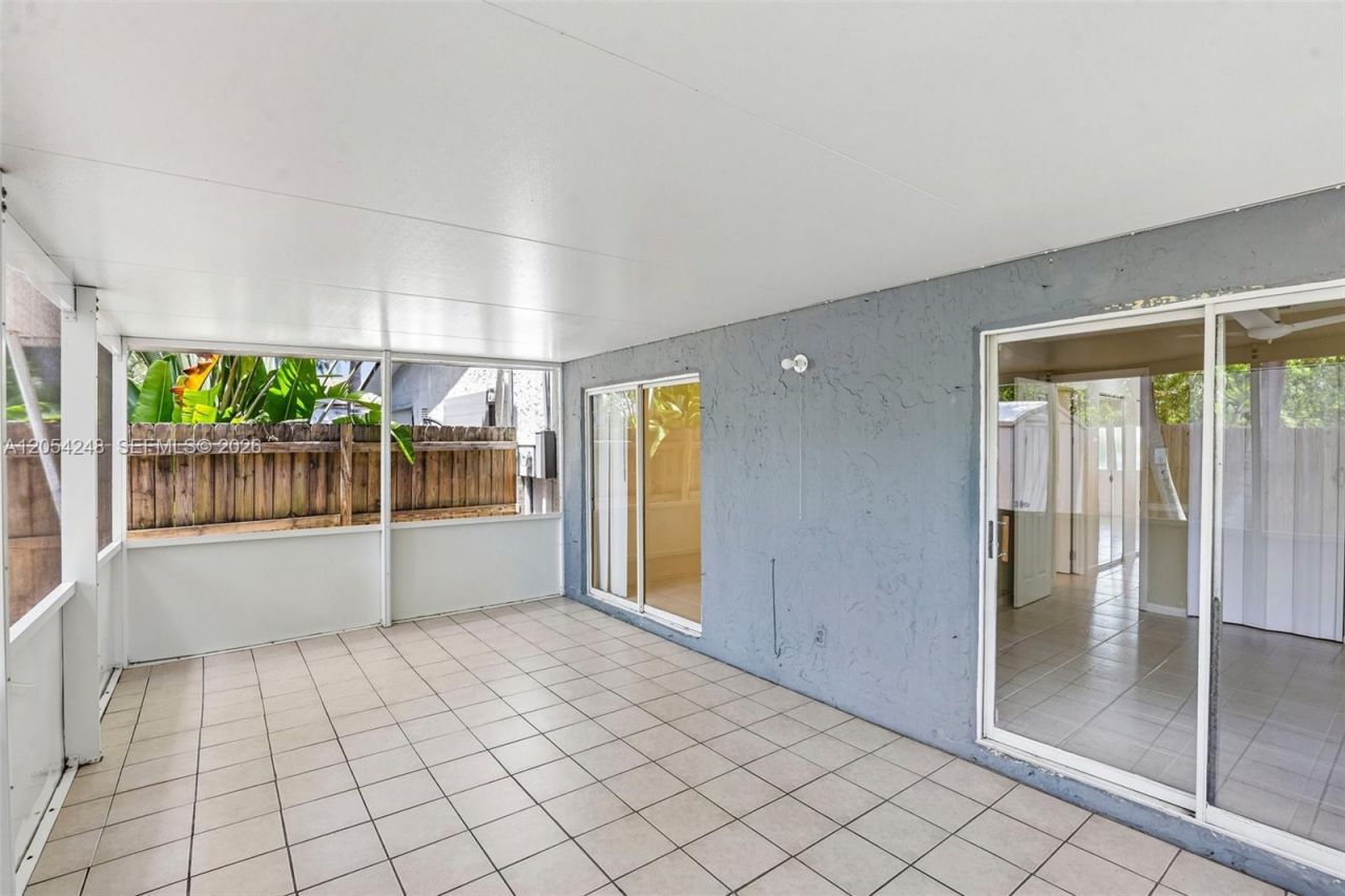 375 SW 61st Ter , Margate, FL 33068 Photo