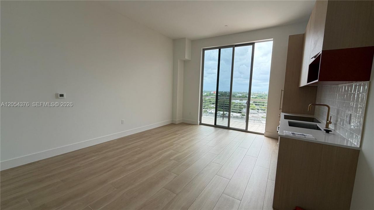 90 NE 32nd Ave. , Unit PH17, Miami, FL 33137 Photo