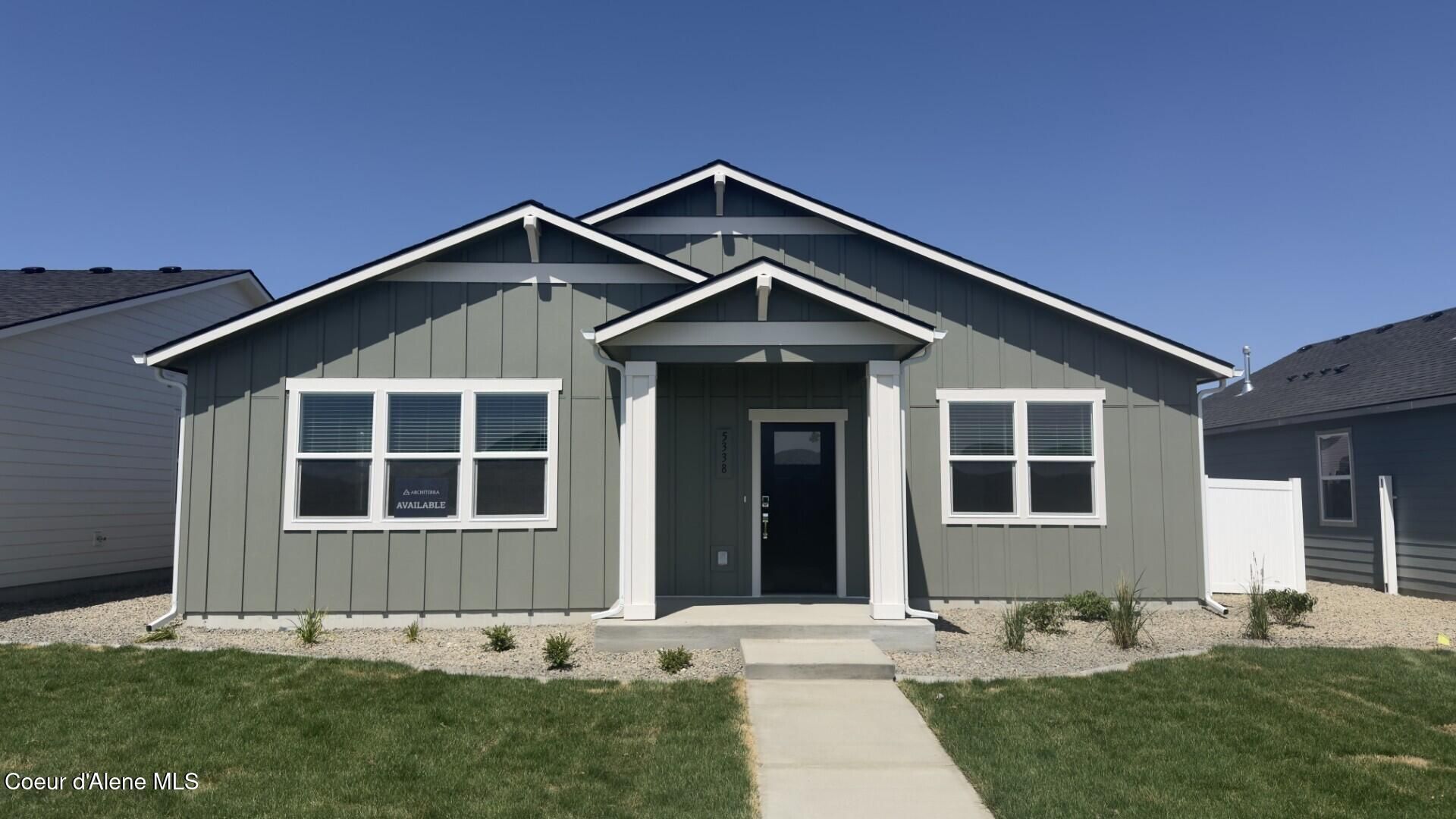 5338 E Antares Ln  primary photo