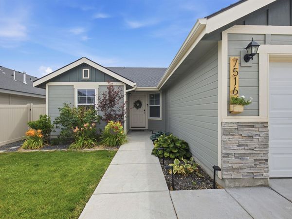 7516 S Foremast Ave, Boise, ID 83709