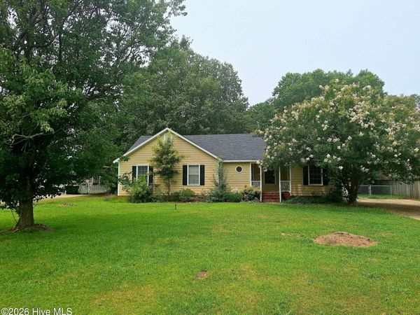 106 Duchess Drive, Winterville, NC 28590