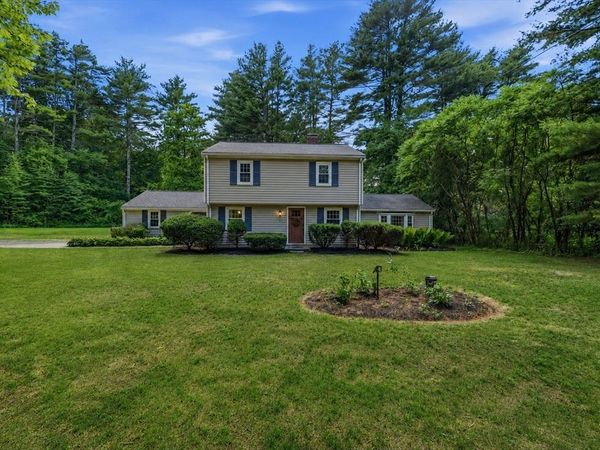 13 Edson St, Stow, MA 01775