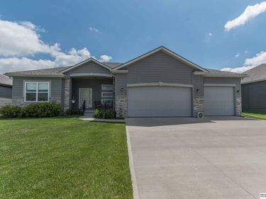 11405 N 170th Street, Bennington, NE 68007