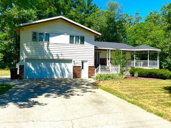 451 S Dangl Road, Muskegon, MI 49442