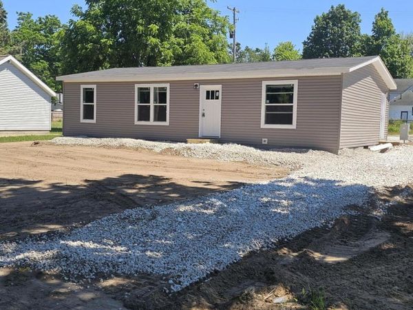 7932 Meade Street, Montague, MI 49437
