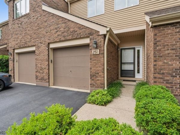 251 Plymouth Ct, Unit 251, Madison, NJ 07940