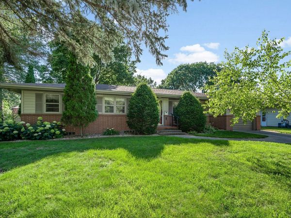 1024 Holden Place , Fairmont, MN 56031