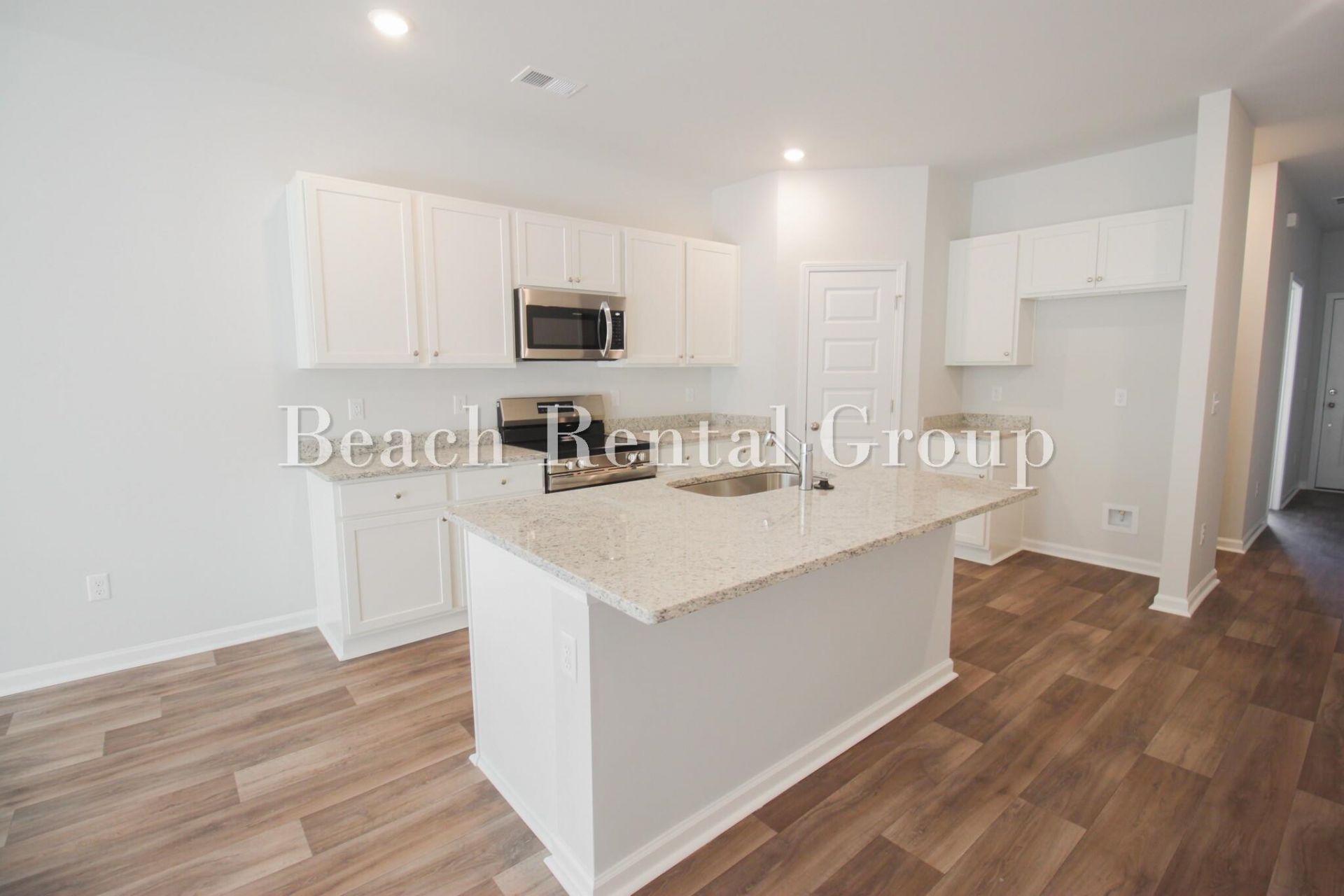 1320 Speedway St.  Photo 8