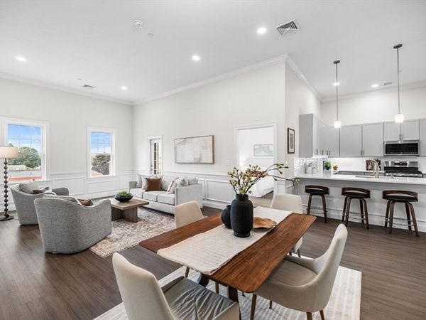 320 Middlesex Avenue, Unit B406, Medford, MA 02155