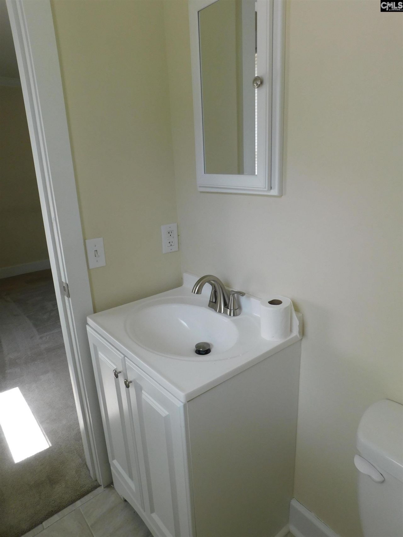928 St Matthews Road  Photo 23