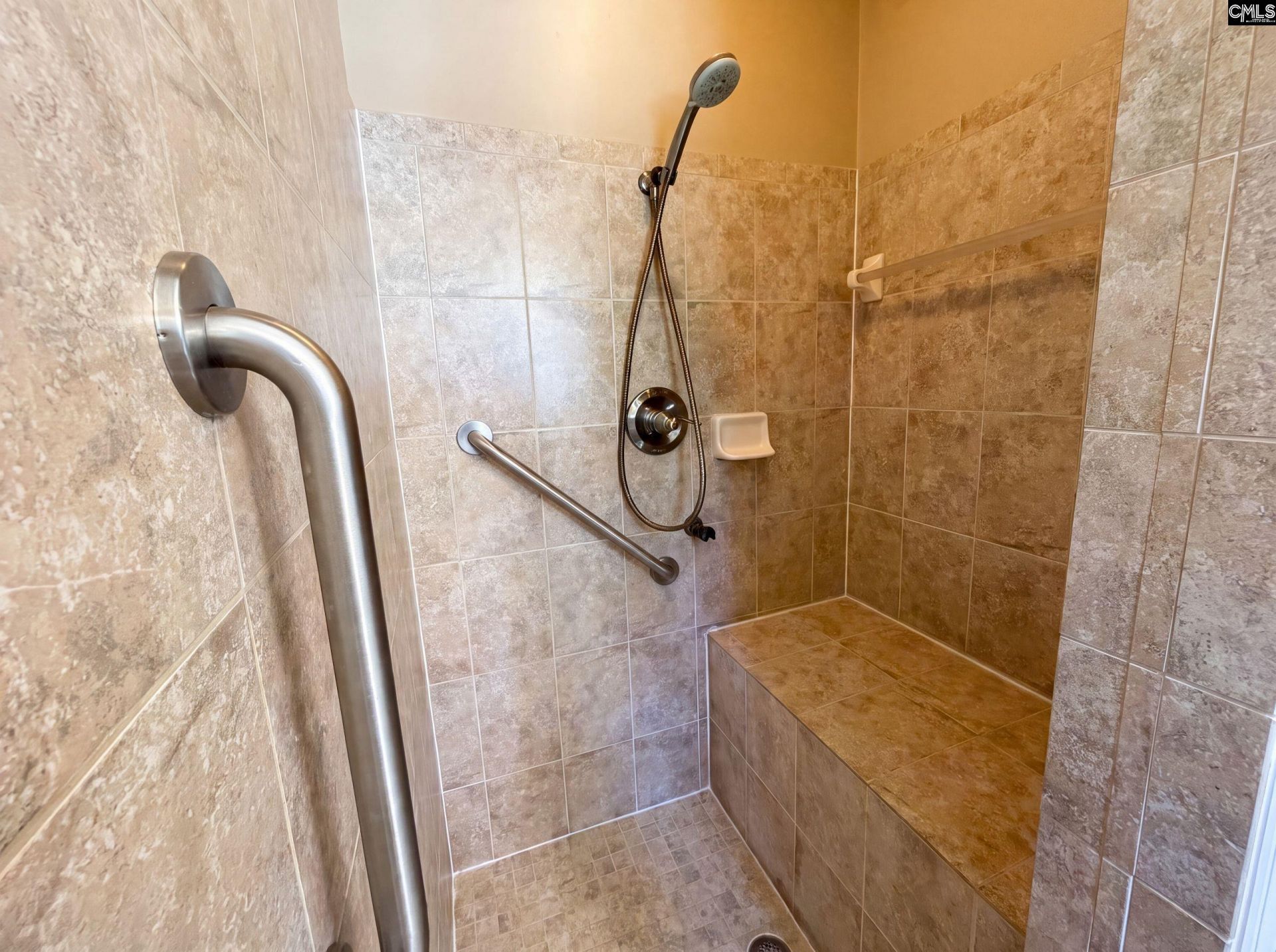 104 Round Knob Road  Photo 20