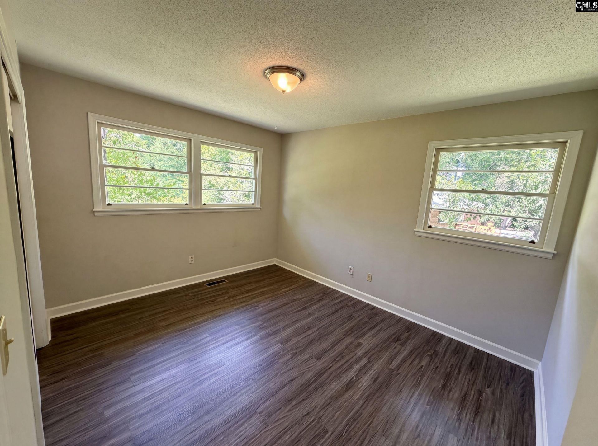 104 Round Knob Road  Photo 4