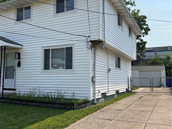 4315 W 152nd Street, Cleveland, OH 44135
