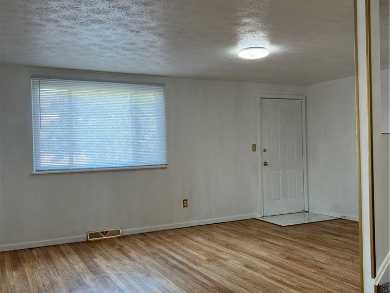 4315 W 152nd Street, Cleveland, OH 44135 Photo 4