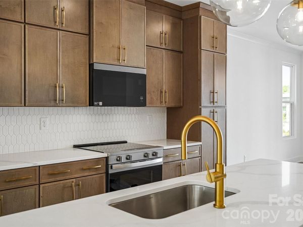 4038 Sophia Drive , Charlotte, NC 28217